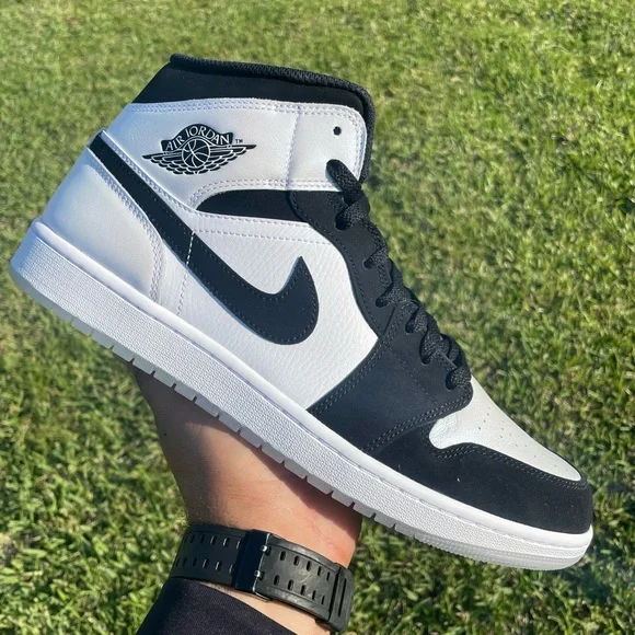 Nike Shoes Air Jordan 1 Mid SE “Diamond Shorts” DH6933-100 Air Jordan 1 Mid Diamond Shorts - DH6933-100 | ResellZone main image 2